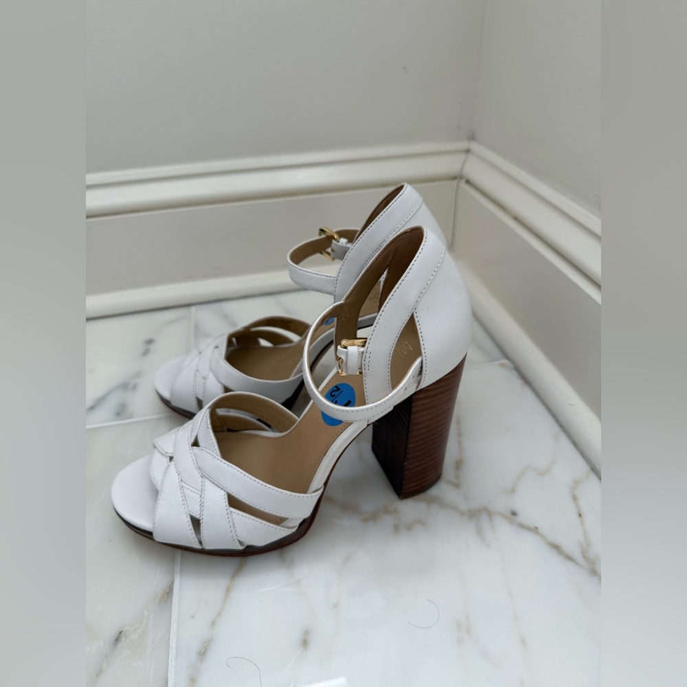 Michael Kors Women's Heels - Picture 3 of 7